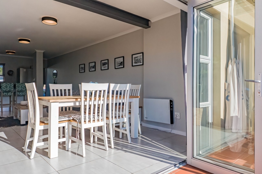 2 Bedroom Property for Sale in Goose Valley Western Cape